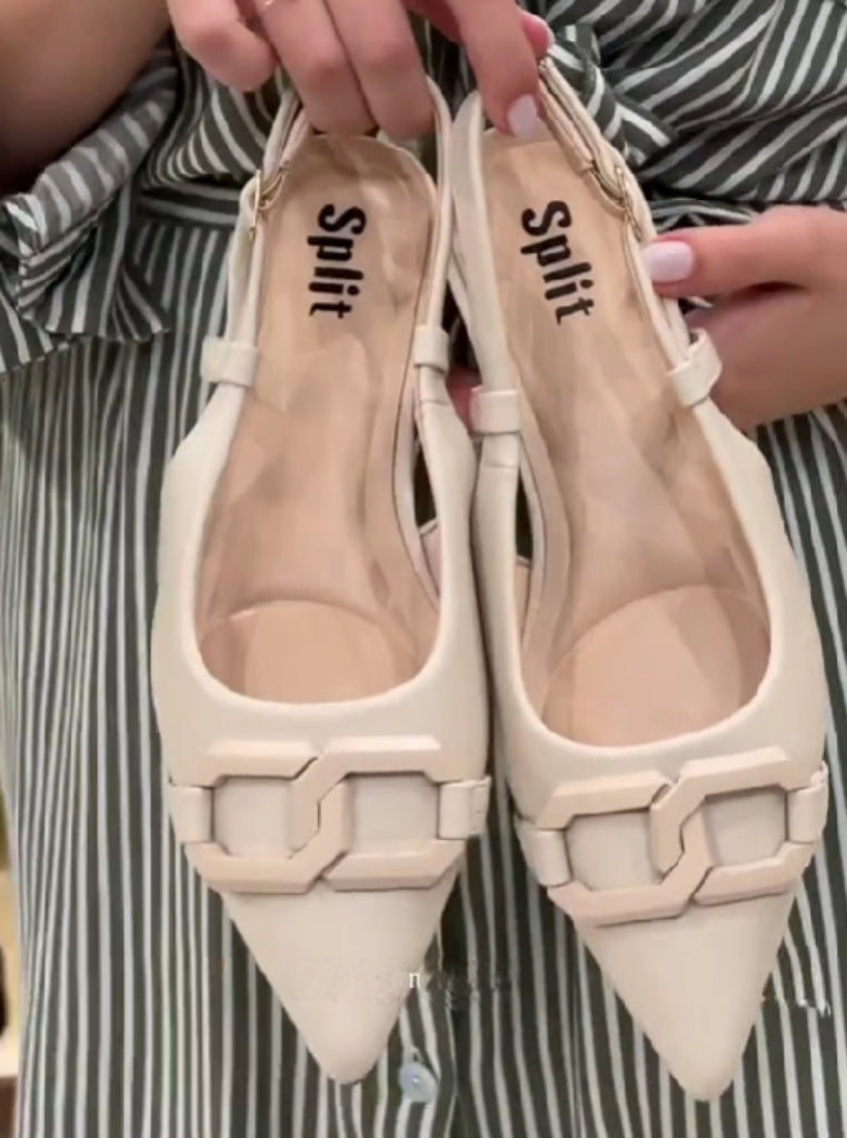 Point-toe Flat Shoes
