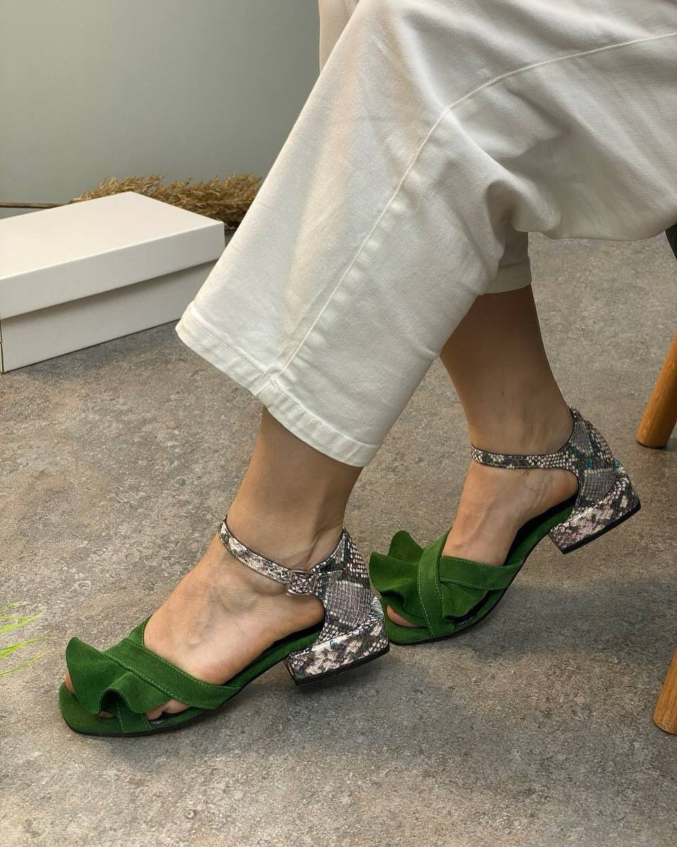 Bow Embellished Block Heel Sandals