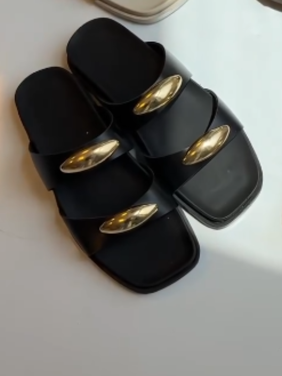 Metal Accessories Casual Flat Sandals