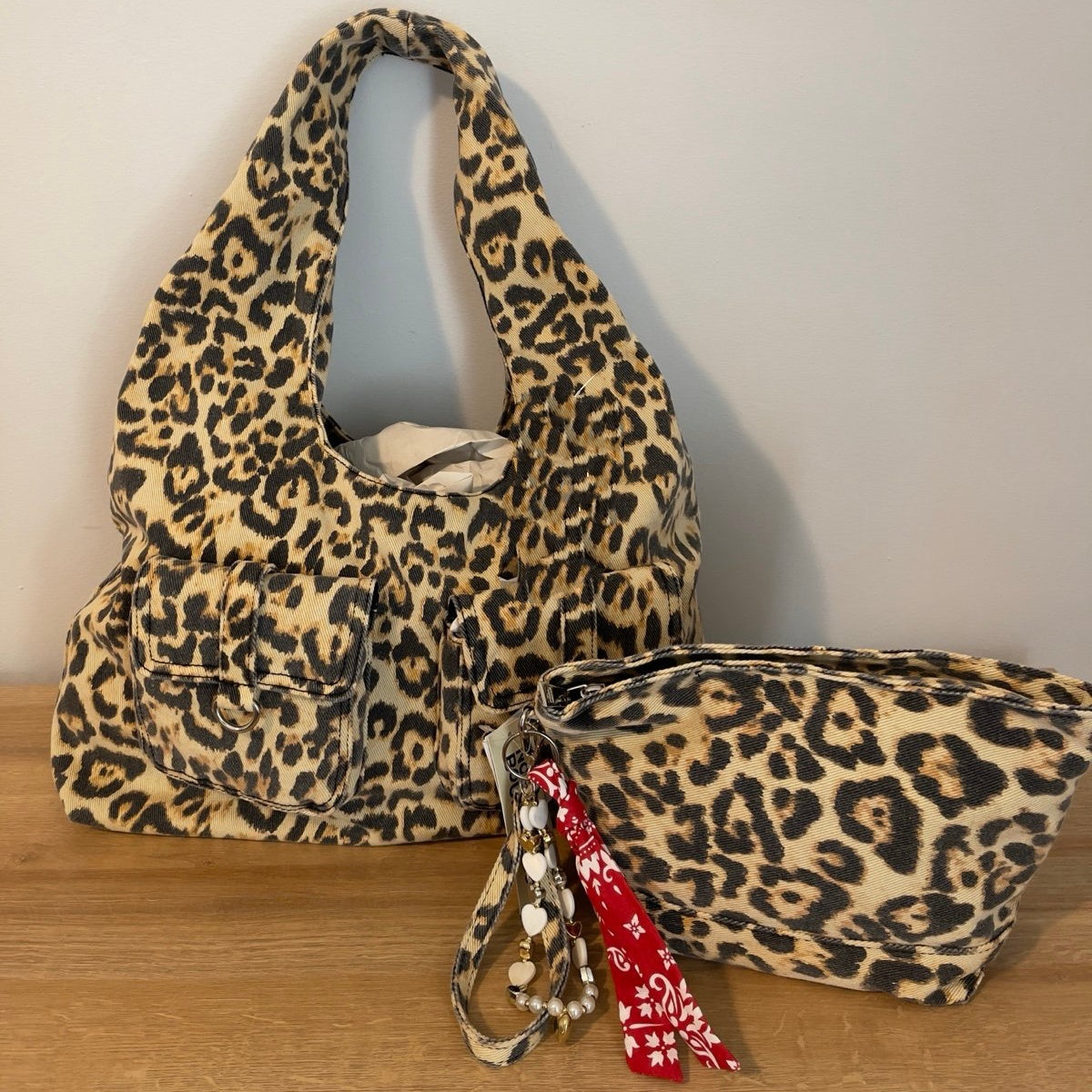 No Boundaries Women's Hobo Bag