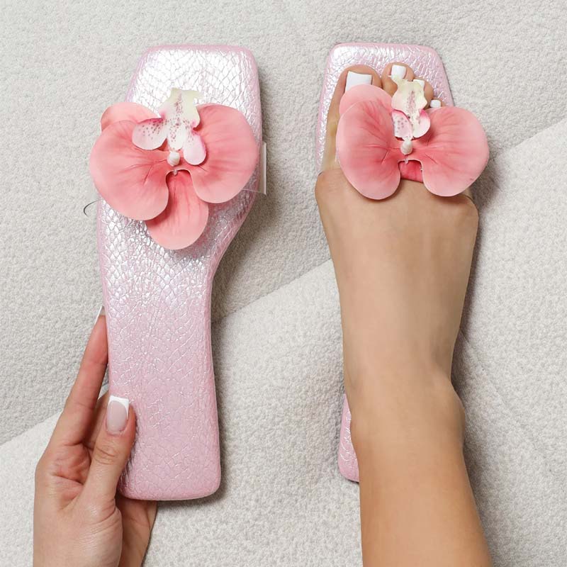 Floral Decorated Flat Slippers