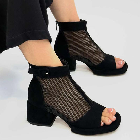 Gauze-Rear Zip Square-Heeled Roman Sandals