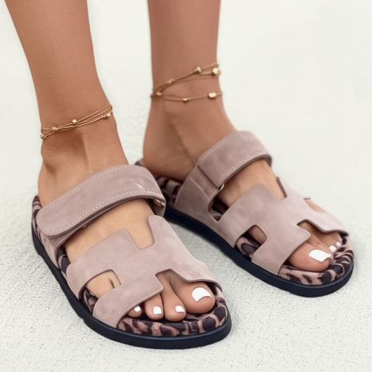 Trendy Leopard Print Slide Sandals
