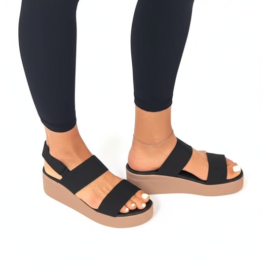 Black Strappy Chunky - Sole Toe - Post Sandals