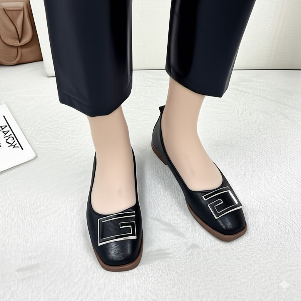 Metallic Buckle Flat Shoes