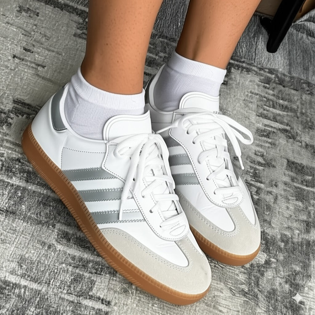 Minimalist White Retro - Style Sneakers