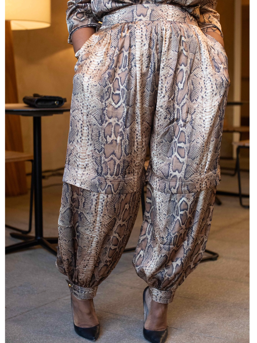 Draped And Striking Snake Print Set