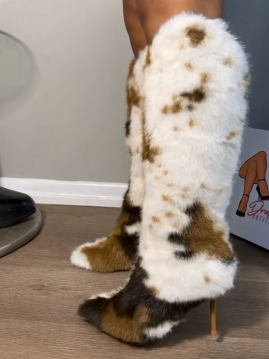 Dairy Plush Knee Boots