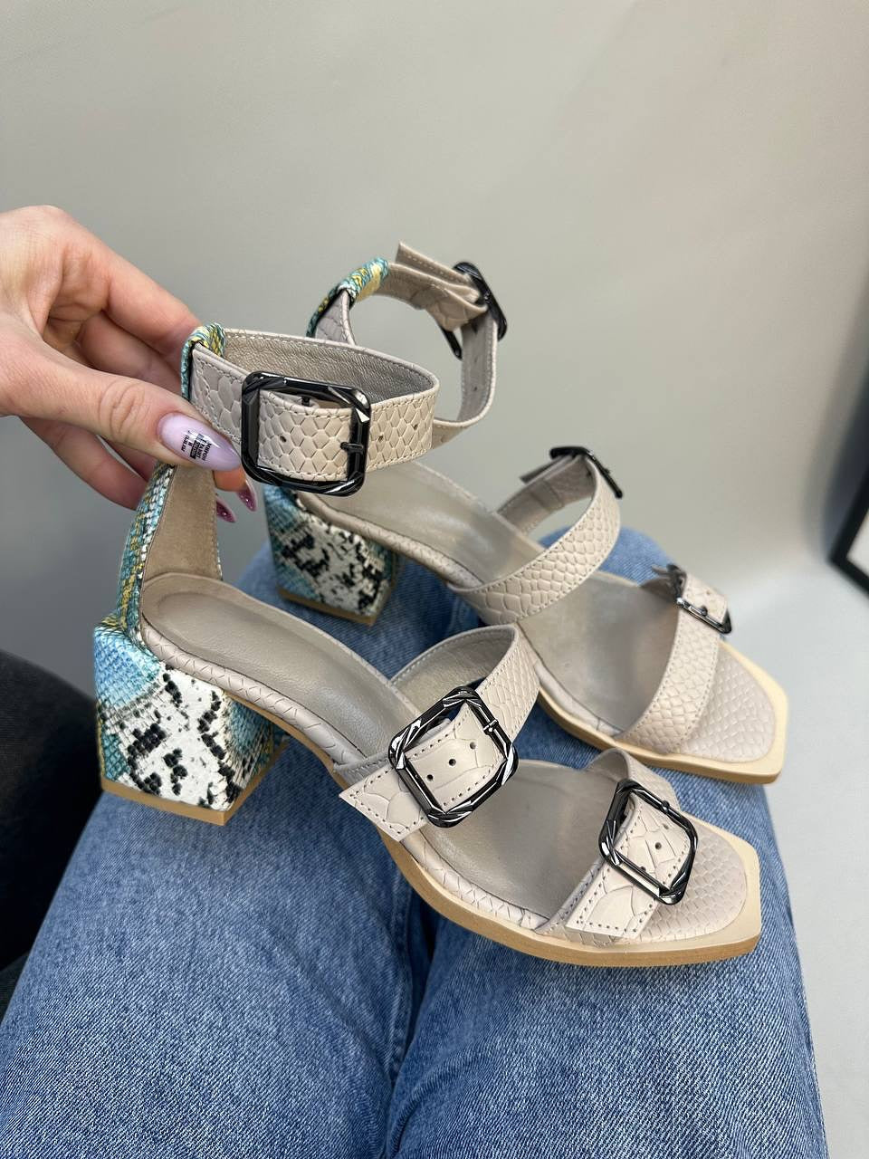 Strappy Block Heel Sandals with Buckles