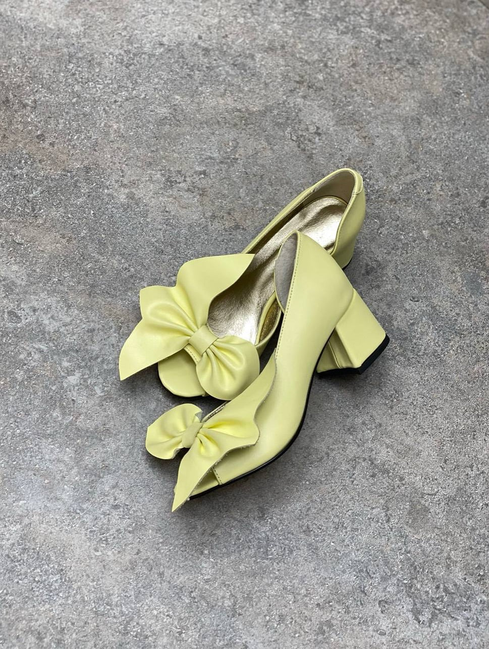 Bow Accent Peep Toe Pumps
