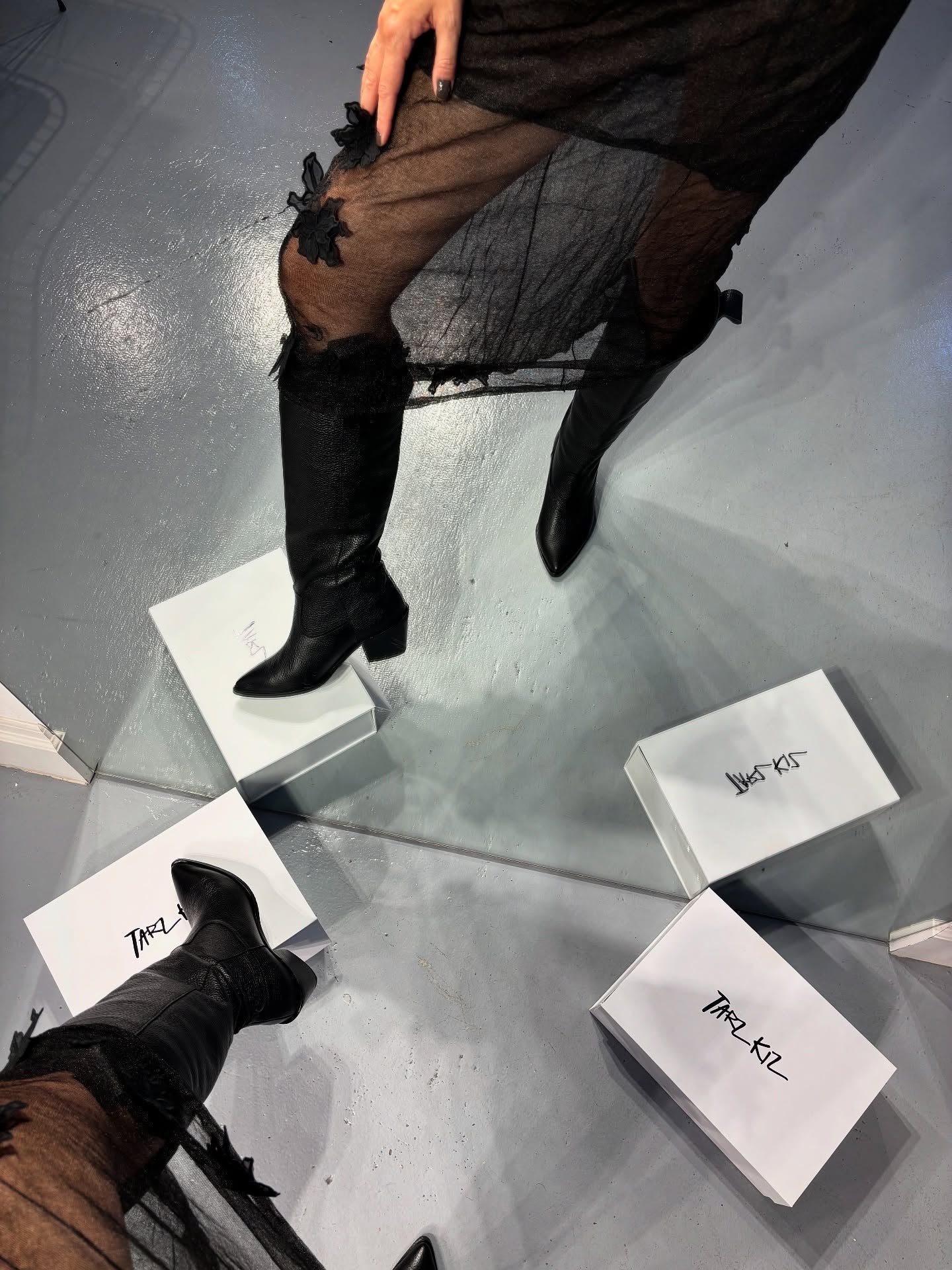 Pointed Toe Block Heel Knee High Boots