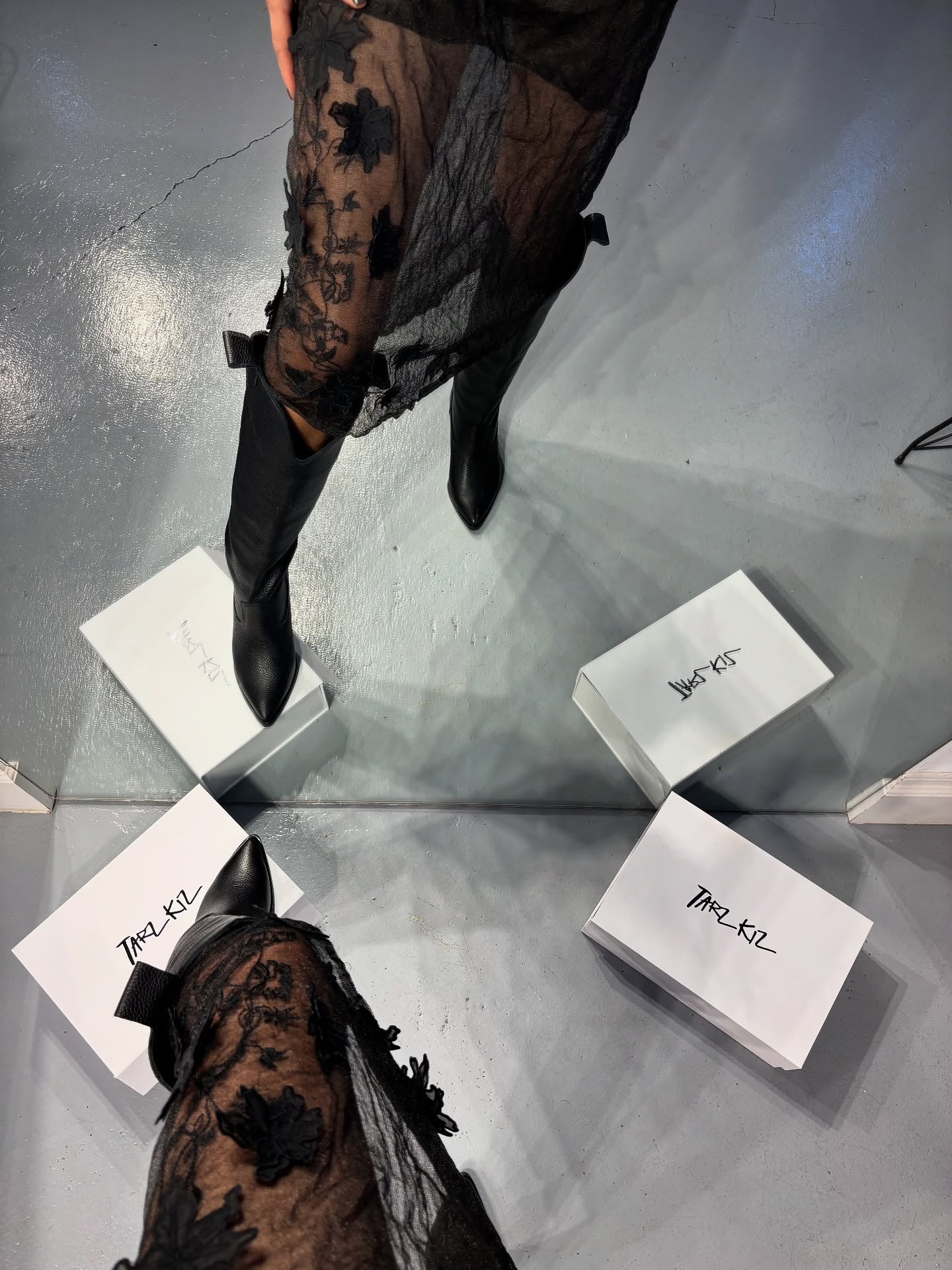 Pointed Toe Block Heel Knee High Boots