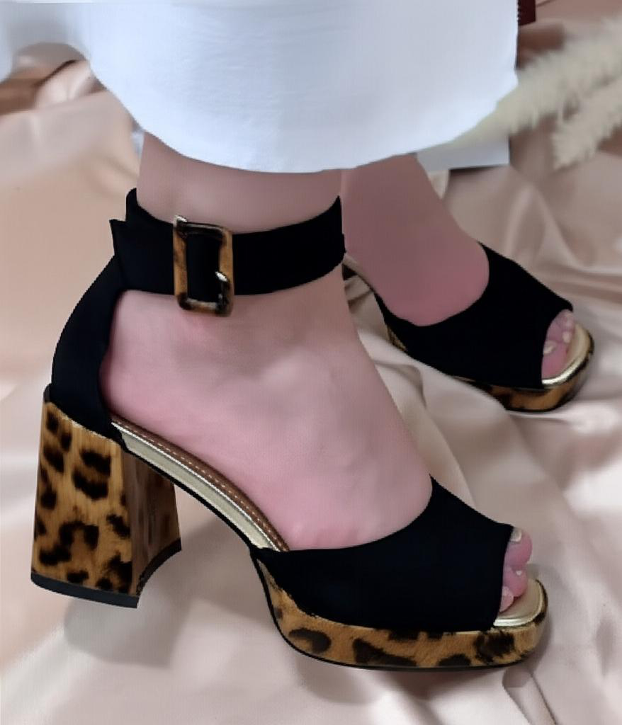 Print Block Heel Slingback Sandals Product Information