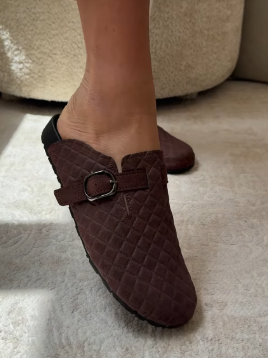 Metal Buckle Pad Sandals