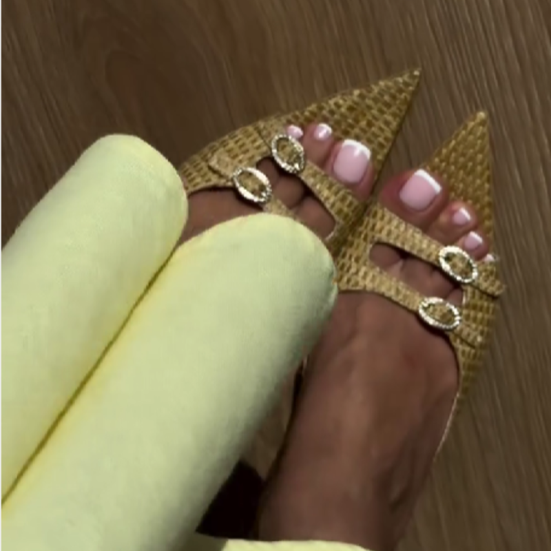 Buckle Accent Pointed Toe Sandals