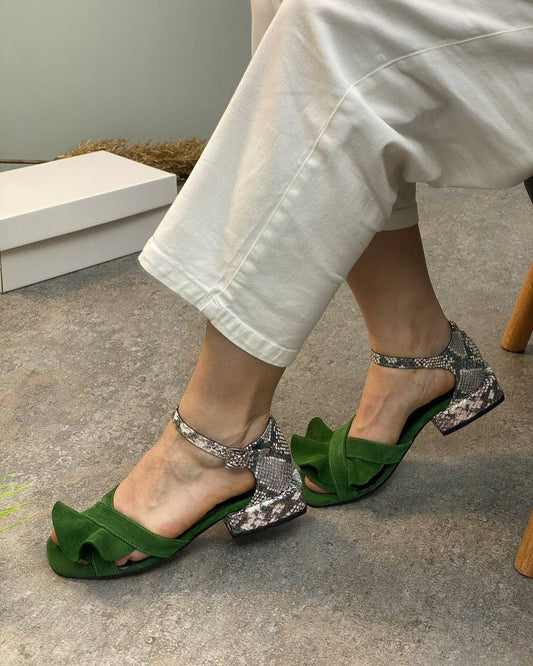 Bow Embellished Block Heel Sandals