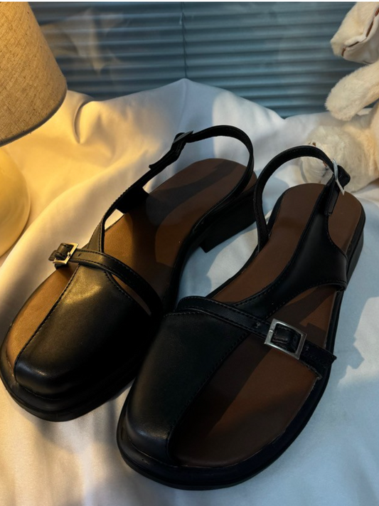 Open-toe Flat Sandals