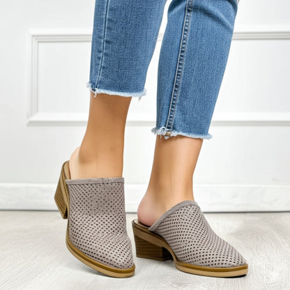 Hollowed Out Pointed Thick Heeled Half Drag