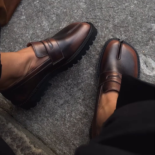 Flat Toe Shoes Leather Shoes Pig Feet Shoes