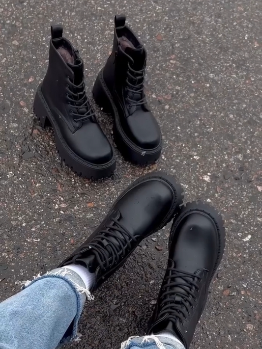 Women's Chunky-Heeled Lace-Up Fleece-Lined Boots