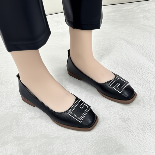 Metallic Buckle Flat Shoes