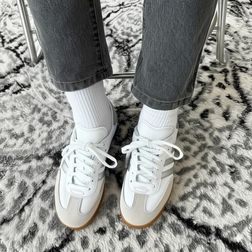 Minimalist White Retro - Style Sneakers