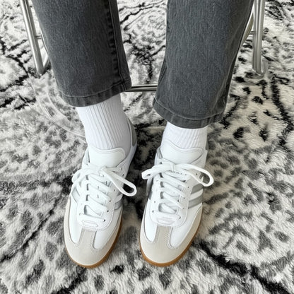Minimalist White Retro - Style Sneakers