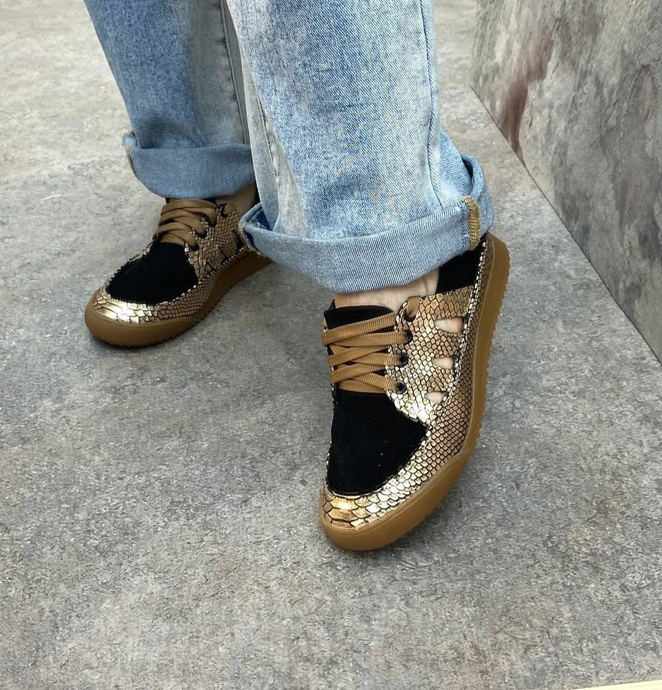 Snakeskin Pattern Lace Up Sneakers