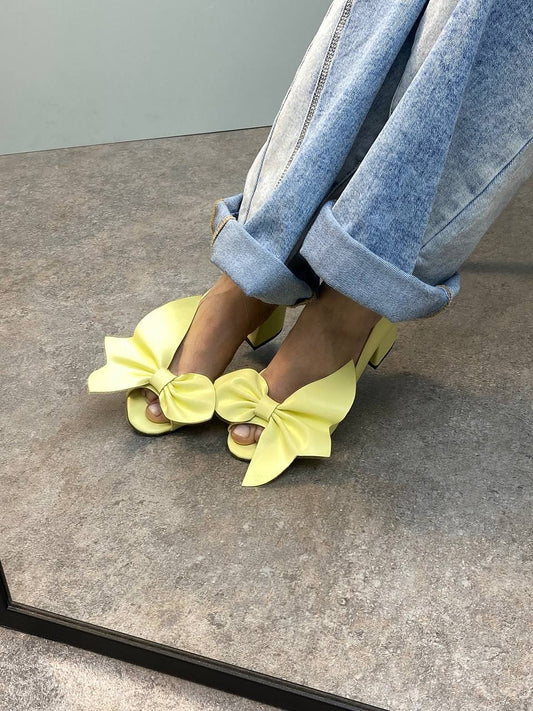 Bow Accent Peep Toe Pumps