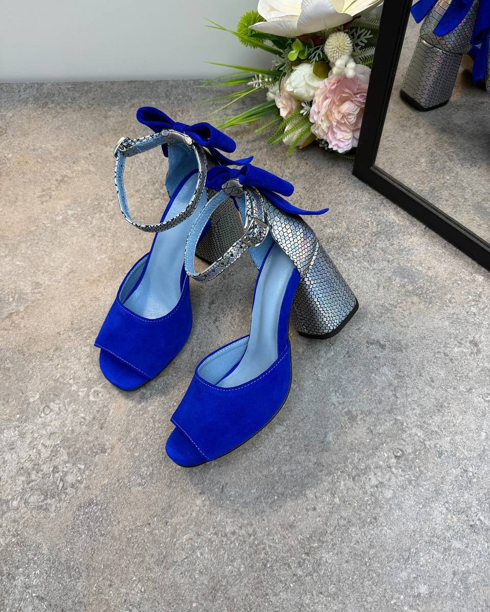 Bow Embellished Block Heel Sandals
