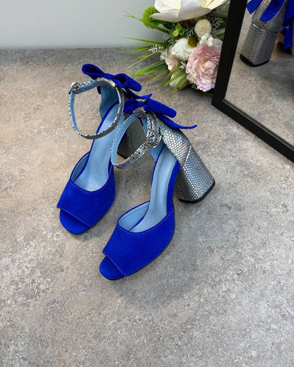 Bow Embellished Block Heel Sandals