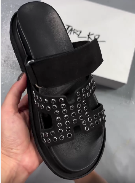 Ring Embellished Platform Slides